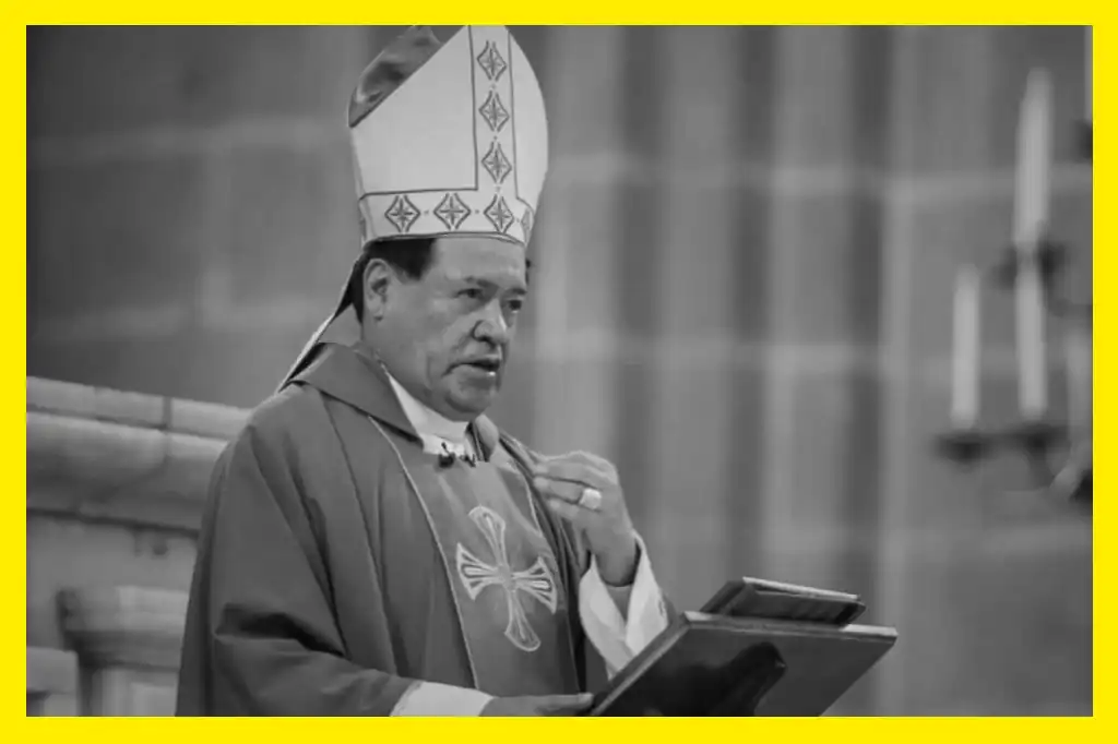 El cardenal Norberto Rivera Carrera obtuvo un amparo judicial para que el Gobierno de la Ciudad de México le devuelva más de un millón de pesos que pagó en exceso por concepto de impuestos tras adquirir dos departamentos en la Torre Residencial Mítikah, valuados en 10 millones de pesos cada uno.