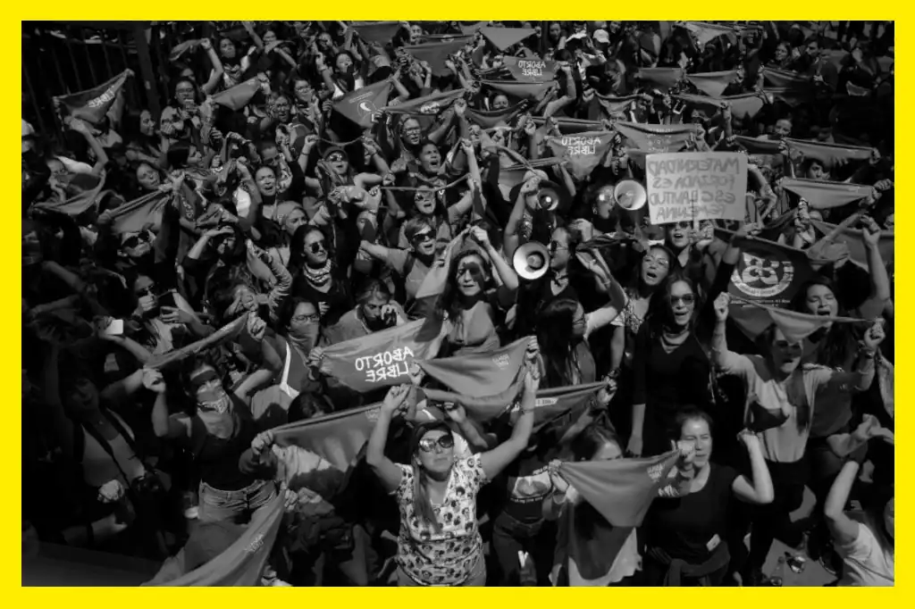 Con 22 votos a favor y 13 en contra, el Congreso del Estado de Yucatán aprobó este miércoles la despenalización del aborto durante las primeras 12 semanas de gestación.