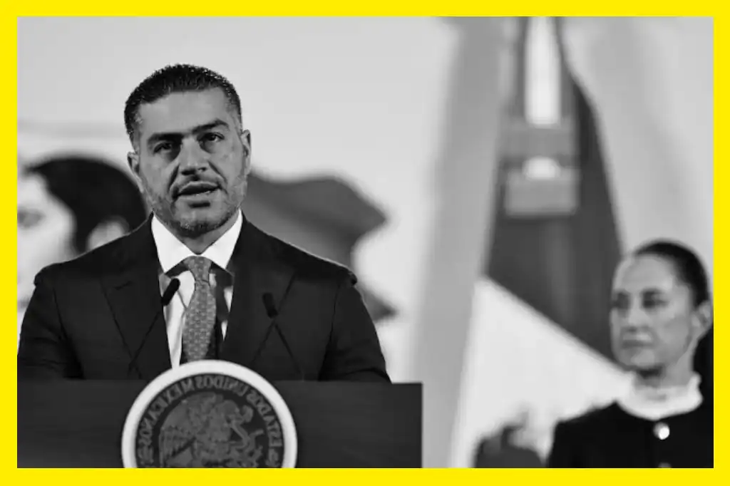 En conferencia de prensa, Omar García Harfuch destacó la detención de más de 17 mil personas vinculadas a delitos de alto impacto, así como la destrucción de 758 narcolaboratorios clandestinos en 17 estados del país, durante los primeros 6 meses del gobierno de Claudia Sheinbaum.
