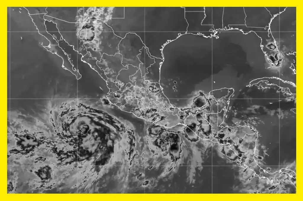 El huracán ‘Erick’ tocó tierra este jueves a las 5:30 horas en Santiago Pinotepa Nacional como categoría 3, tras haber alcanzado categoría 4 frente a las costas de Oaxaca.