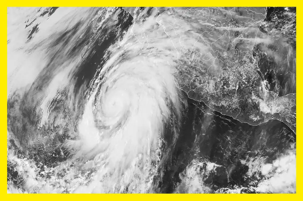El huracán Flossie alcanzó la categoría 1 este lunes 30 de junio, tras intensificarse a partir de una tormenta tropical, según informó el Servicio Meteorológico Nacional (SMN) y el Centro Nacional de Huracanes de Estados Unidos.